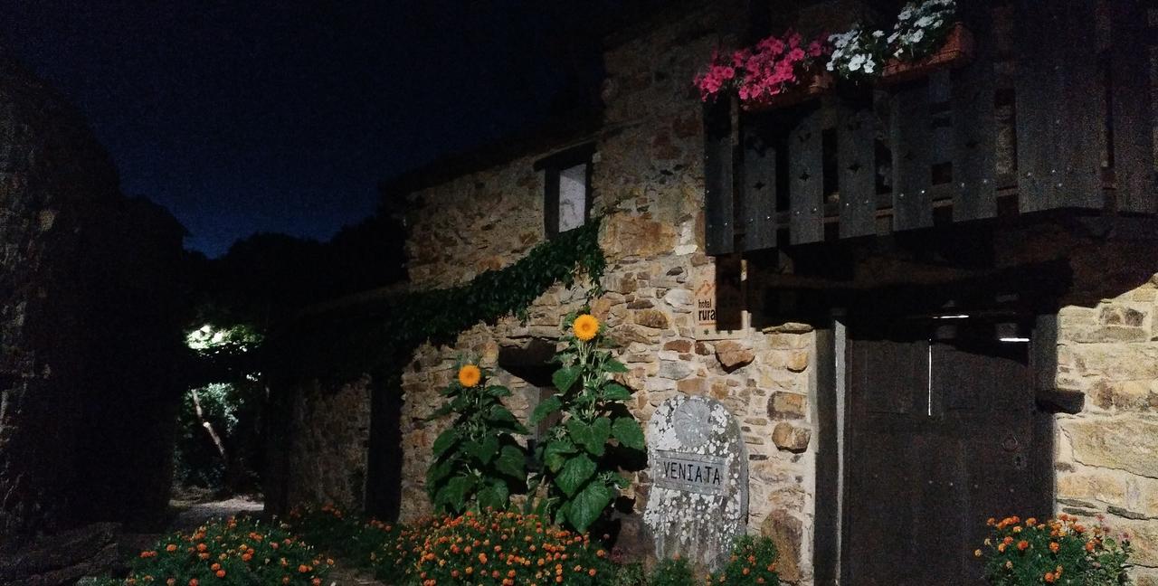 Готель Veniata San Pedro de las Herrerias Екстер'єр фото